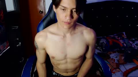 Snapshot of kanekixxxhot chatting on March 7, 11:05 pm andres online show from March 7, 11:05 pm