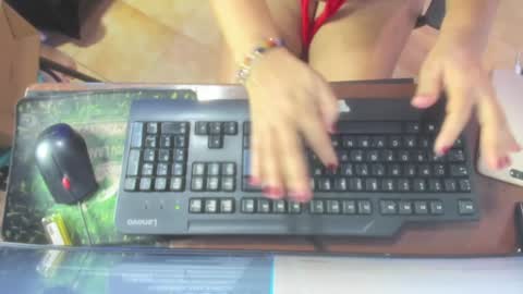 Karen online show from February 1, 5:18 am