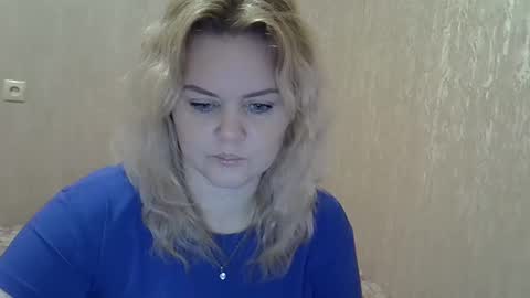 karennelsonx online show from January 30, 4:24 pm