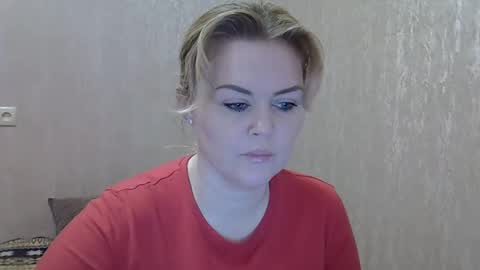 karennelsonx online show from February 12, 12:22 pm