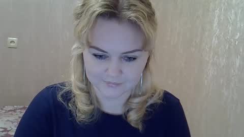 karennelsonx online show from February 23, 2:57 pm