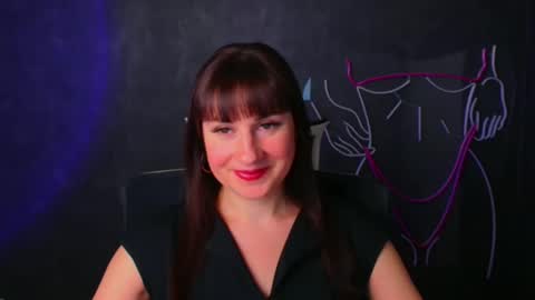 Caroline online show from December 20, 12:49 pm