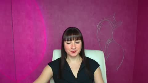 Caroline online show from December 22, 9:55 am