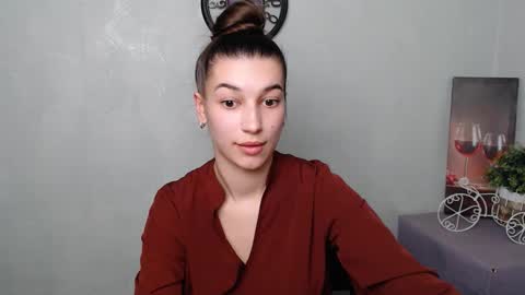 Karolina online show from March 3, 1:01 pm