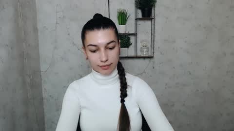 Karolina online show from March 4, 10:02 am