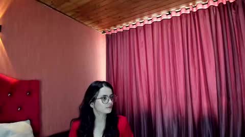 Snapshot of kassandra_james chatting on December 21, 4:25 pm kassandra james online show from December 21, 4:25 pm