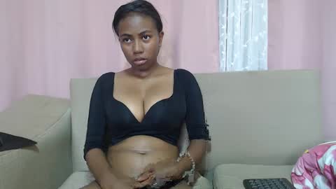 katanahlove online show from January 31, 9:16 am