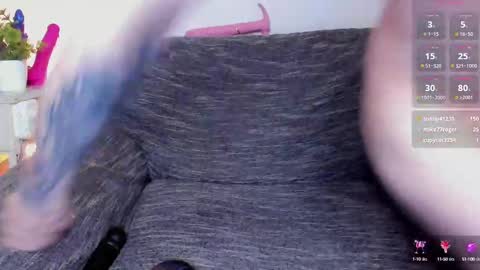 Snapshot of katashisenpai chatting on February 12, 9:54 pm Katashi online show from February 12, 9:54 pm