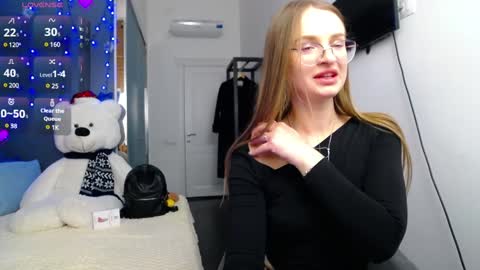 Snapshot of kate_jonson chatting on February 7, 3:30 pm .Be kind and gentle with me and I will do my best for you. online show from February 7, 3:30 pm