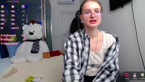 Snapshot of kate_jonson chatting on February 20, 11:31 am .Be kind and gentle with me and I will do my best for you. online show from February 20, 11:31 am