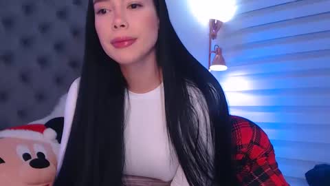 Snapshot of kathalove_1 chatting on December 9, 5:40 am Klove online show from December 9, 5:40 am