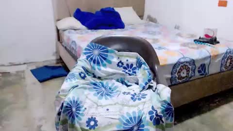 Snapshot of katherinne03 chatting on December 20, 2:59 pm natalia online show from December 20, 2:59 pm