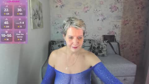 Kathy online show from December 21, 2:14 pm