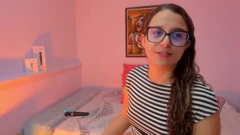 Snapshot of katia_foxx chatting on March 12, 5:35 am Khaterine online show from March 12, 5:35 am