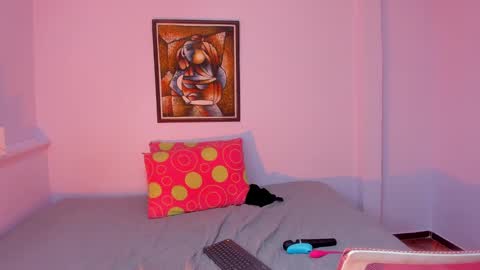 Snapshot of katia_foxx chatting on February 24, 6:36 pm Khaterine online show from February 24, 6:36 pm