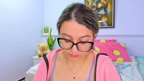 Snapshot of katia_foxx chatting on September 15, 12:06 pm Khaterine online show from September 15, 12:06 pm