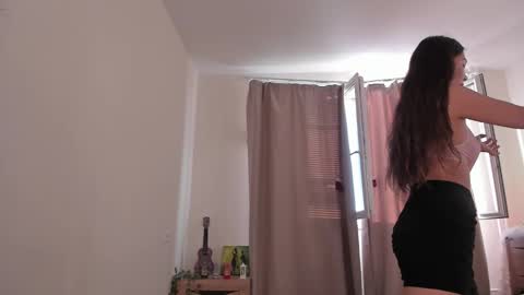 Snapshot of katie_ness chatting on January 9, 11:36 am Kate online show from January 9, 11:36 am