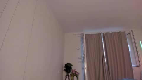 Snapshot of katie_ness chatting on March 11, 2:29 pm Kate online show from March 11, 2:29 pm