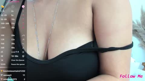  Katriana  online show from February 23, 10:31 pm