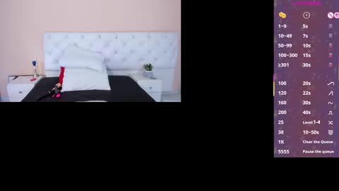 Snapshot of katte_landerr chatting on September 17, 1:58 pm Katte online show from September 17, 1:58 pm