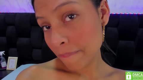 Snapshot of kaylee_sweet_ chatting on March 6, 6:52 am Kaylee sweet online show from March 6, 6:52 am