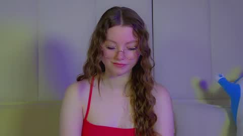 Snapshot of keiraace chatting on March 8, 6:10 am Keira online show from March 8, 6:10 am