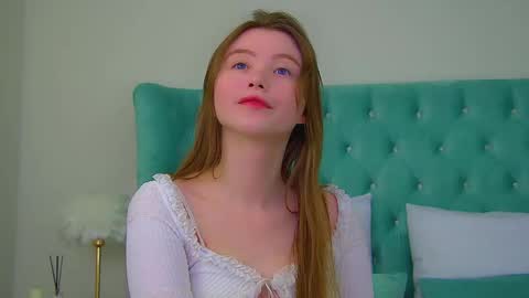 Snapshot of keiraace chatting on September 11, 6:31 pm Keira online show from September 11, 6:31 pm