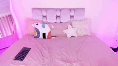 Snapshot of keisy_2 chatting on September 10, 2:29 pm Keisy online show from September 10, 2:29 pm
