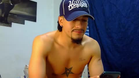 Snapshot of keivid_2303 chatting on February 20, 1:30 pm david online show from February 20, 1:30 pm