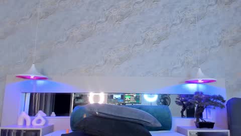 Snapshot of kellyy_ chatting on February 28, 9:36 am Kelly online show from February 28, 9:36 am