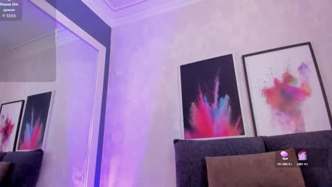 Snapshot of kellyy_ chatting on September 13, 5:43 am Kelly online show from September 13, 5:43 am