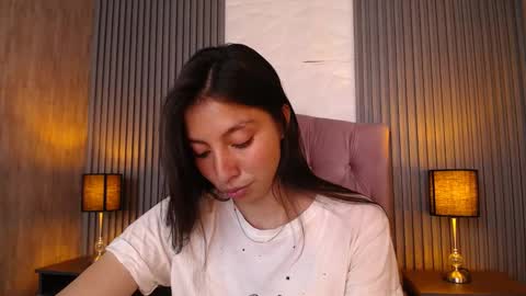 Snapshot of kendall_saenz chatting on February 18, 10:58 pm kendall_saenz online show from February 18, 10:58 pm
