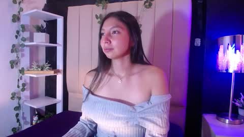 Snapshot of kendall_saenz chatting on September 8, 7:24 pm kendall_saenz online show from September 8, 7:24 pm