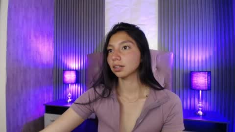 Snapshot of kendall_saenz chatting on January 21, 8:00 pm kendall_saenz online show from January 21, 8:00 pm