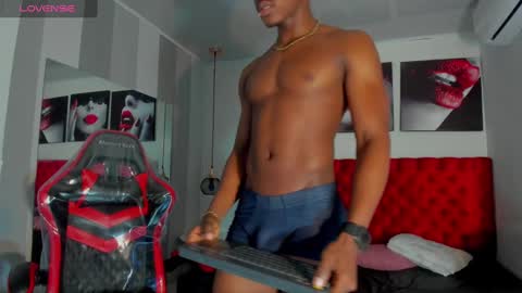 Snapshot of kender21_ chatting on February 23, 12:48 pm Kender online show from February 23, 12:48 pm