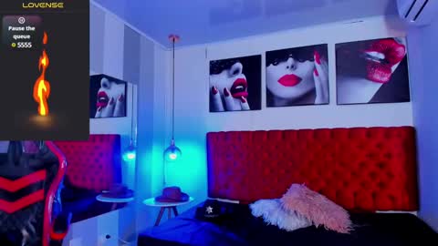 Snapshot of kender21_ chatting on February 7, 4:56 pm Kender online show from February 7, 4:56 pm