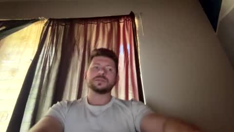 kenerkener online show from December 8, 2:30 pm