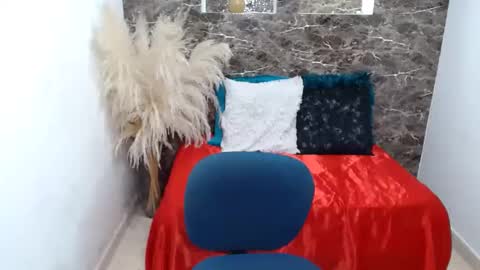 Snapshot of kennethcodyy chatting on February 2, 2:27 am kennethcodyy online show from February 2, 2:27 am
