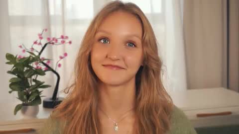 Maia online show from September 20, 8:06 am