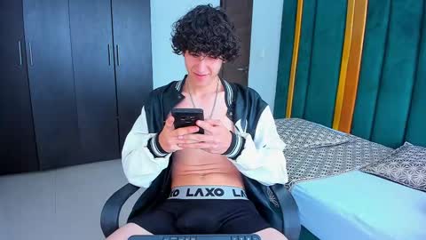 Kev online show from September 9, 3:56 pm