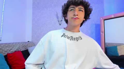 Kev online show from February 4, 10:34 pm