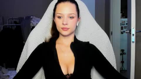Snapshot of ketlinrous chatting on September 17, 2:53 pm ketlinrous online show from September 17, 2:53 pm