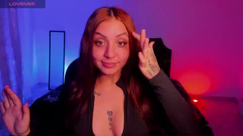 Snapshot of ketzia_doll chatting on September 16, 11:52 pm Ketzia online show from September 16, 11:52 pm