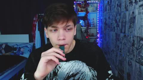 Kevin online show from December 14, 3:50 am