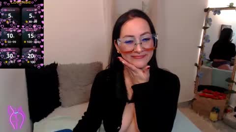 Kiara Bermont online show from February 11, 7:27 pm