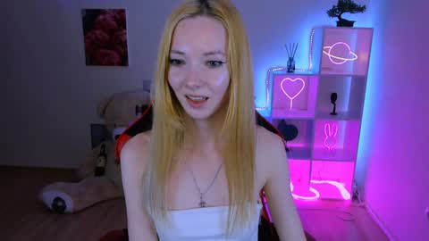Snapshot of kim_boyd chatting on January 24, 7:07 pm kim_boyd online show from January 24, 7:07 pm