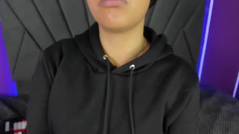 kim  online show from March 12, 10:50 pm