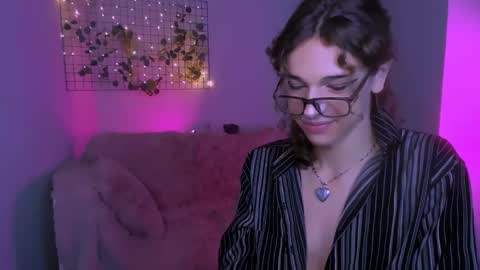 kim online show from September 14, 8:54 pm