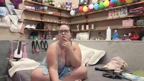 kimberlycaprice online show from February 14, 4:09 pm