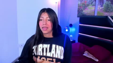Kimberly Villalobos online show from February 13, 4:07 pm
